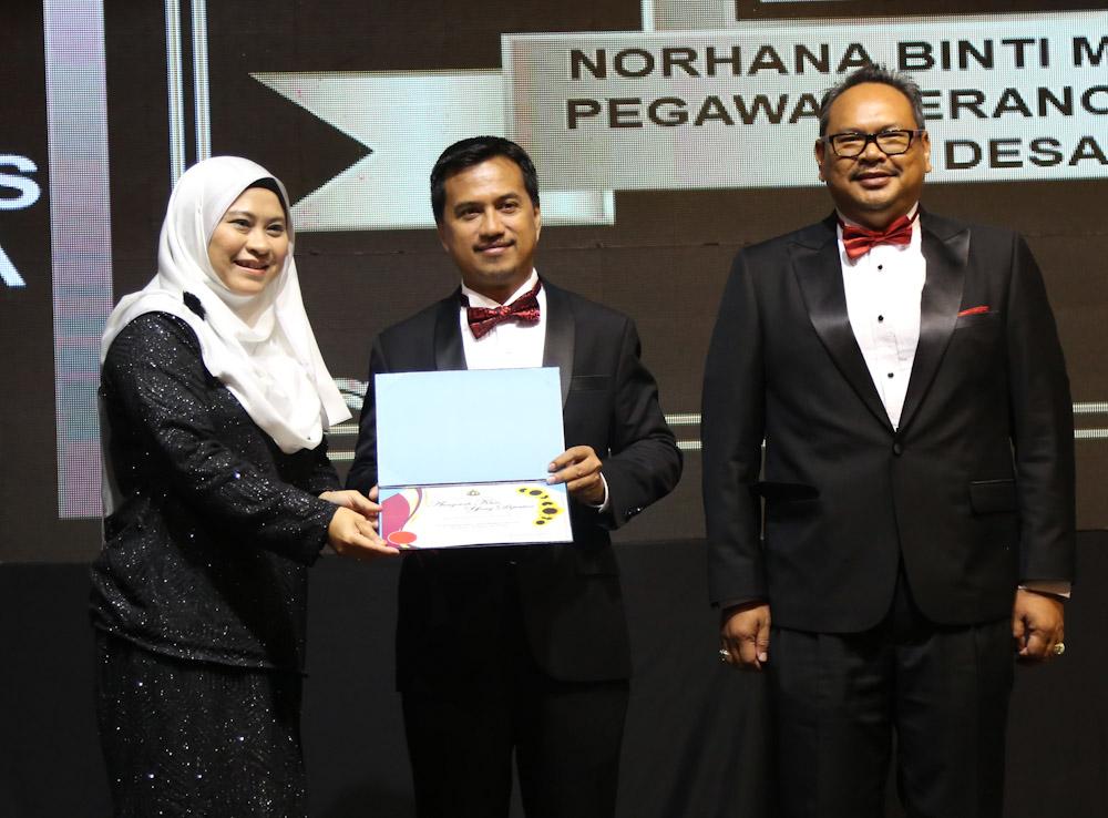 Sikap positif layakkan Norhana terima Anugerah Khas Yang Dipertua