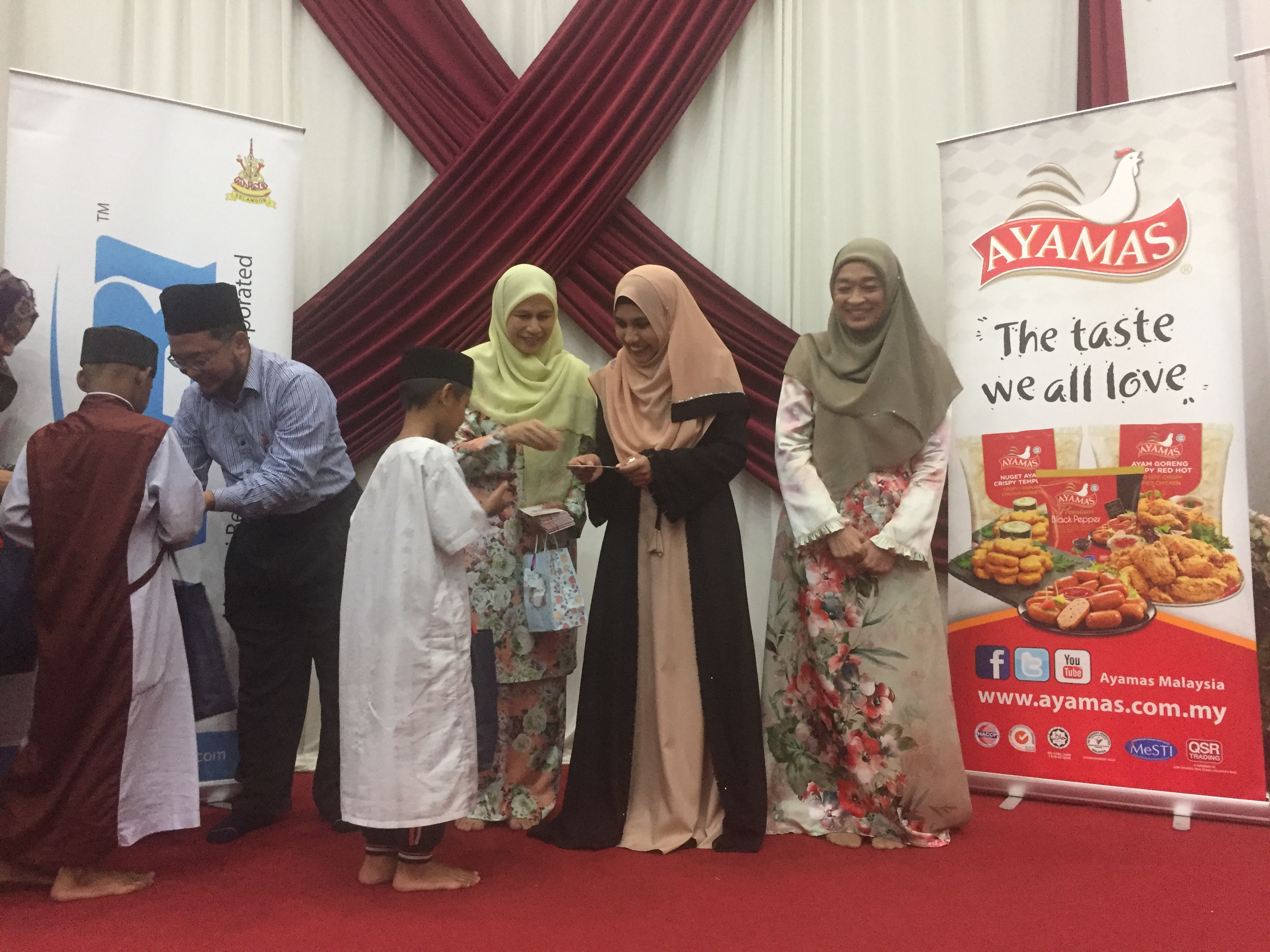 MBI-QSR kongsi kasih, empat rumah kebajikan dibantu