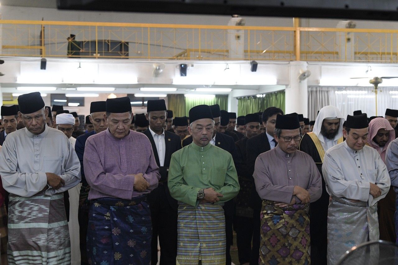 Agong, Permaisuri buka puasa bersama warga PDRM