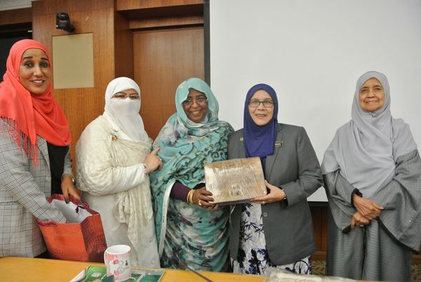 EXCO terima kunjungan delegasi IMWU, erat silaturahmi