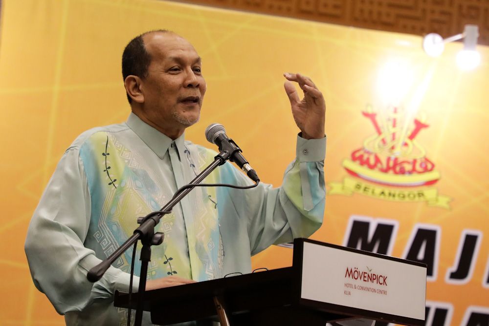 தஞ்சோங் காராங் – சபாக் பெர்ணம் சாலை தரம் உயர்த்தும் திட்டம் மறு ஆய்வு