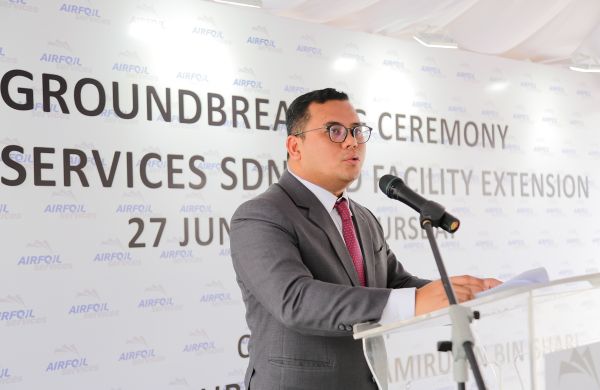 Selangor intai peluang tarik pelaburan perkhidmatan pemotongan pesawat