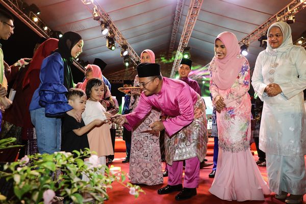 Over 60,000 Attended the Selangor Aidilfitri Open House