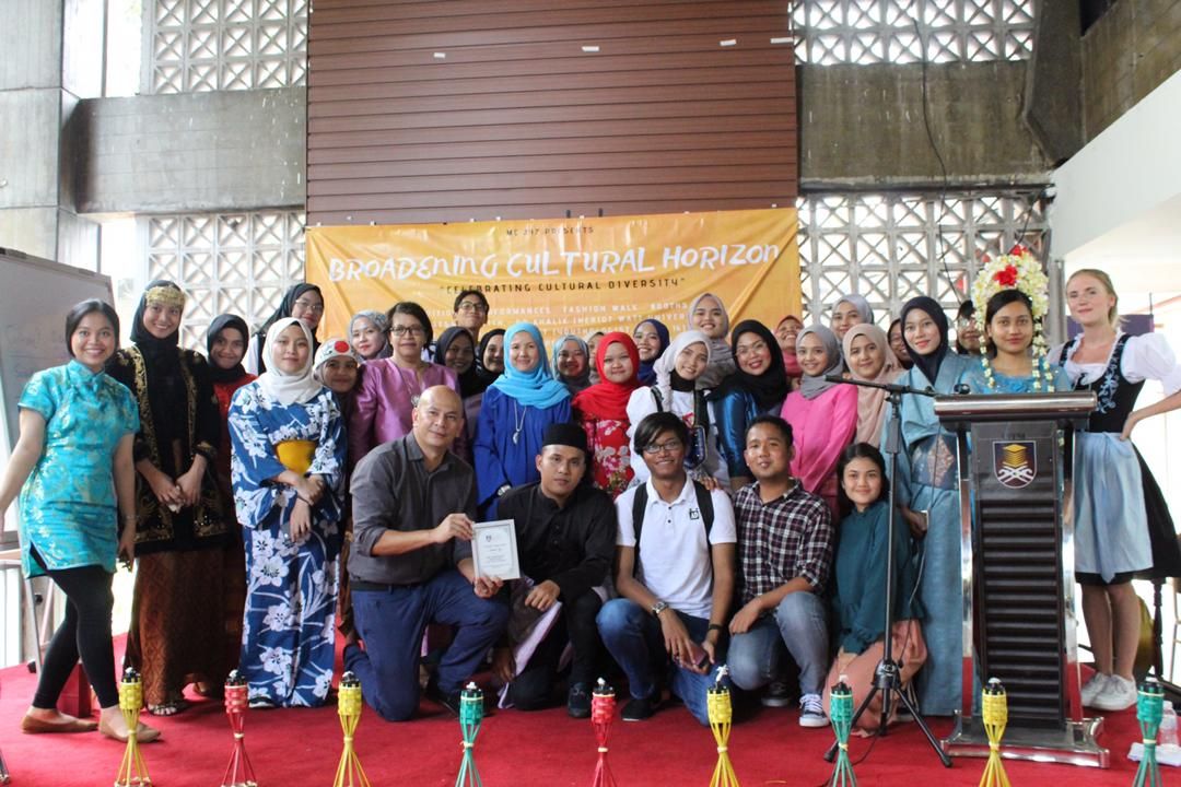 FKPM UiTM Highlights Malaysian Heritage Globally