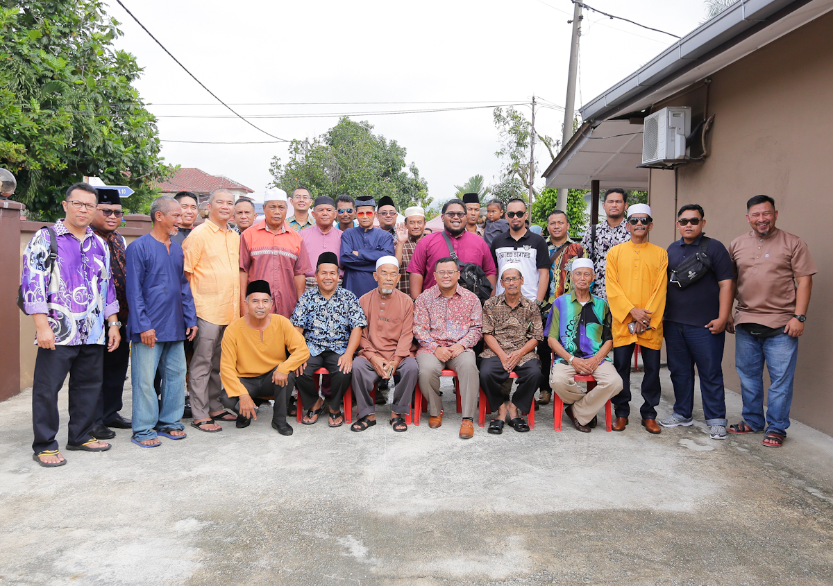 Hati-hati di jalan raya semasa pulang dari kampung - MB