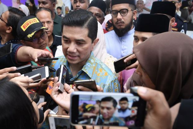 Lawyer - Azmin Has Given Statement to Police Over Viral Video