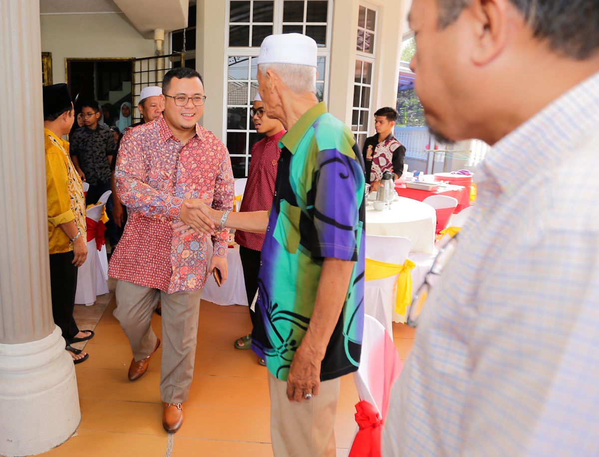 MB dan keluarga teruskan tradisi kunjungan Aidilfitri