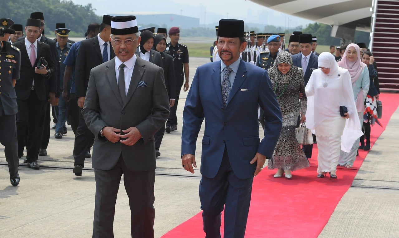 Agong, Raja Permaisuri berangkat sambut rombongan Sultan Brunei