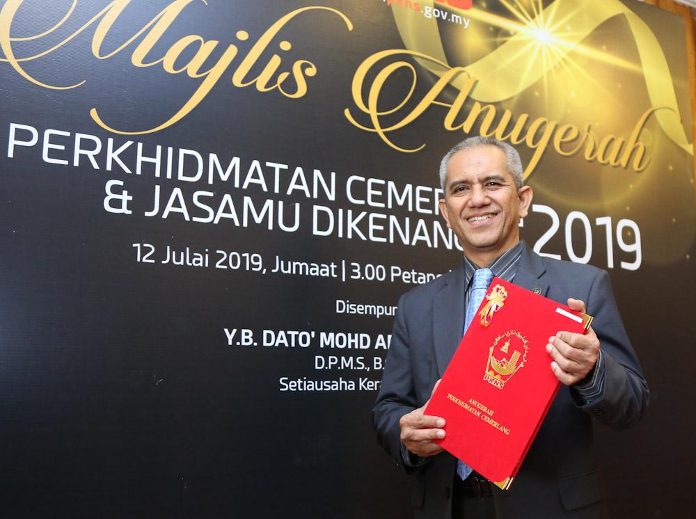 Rakan sekerja dorong Roslan terima APC PKNS