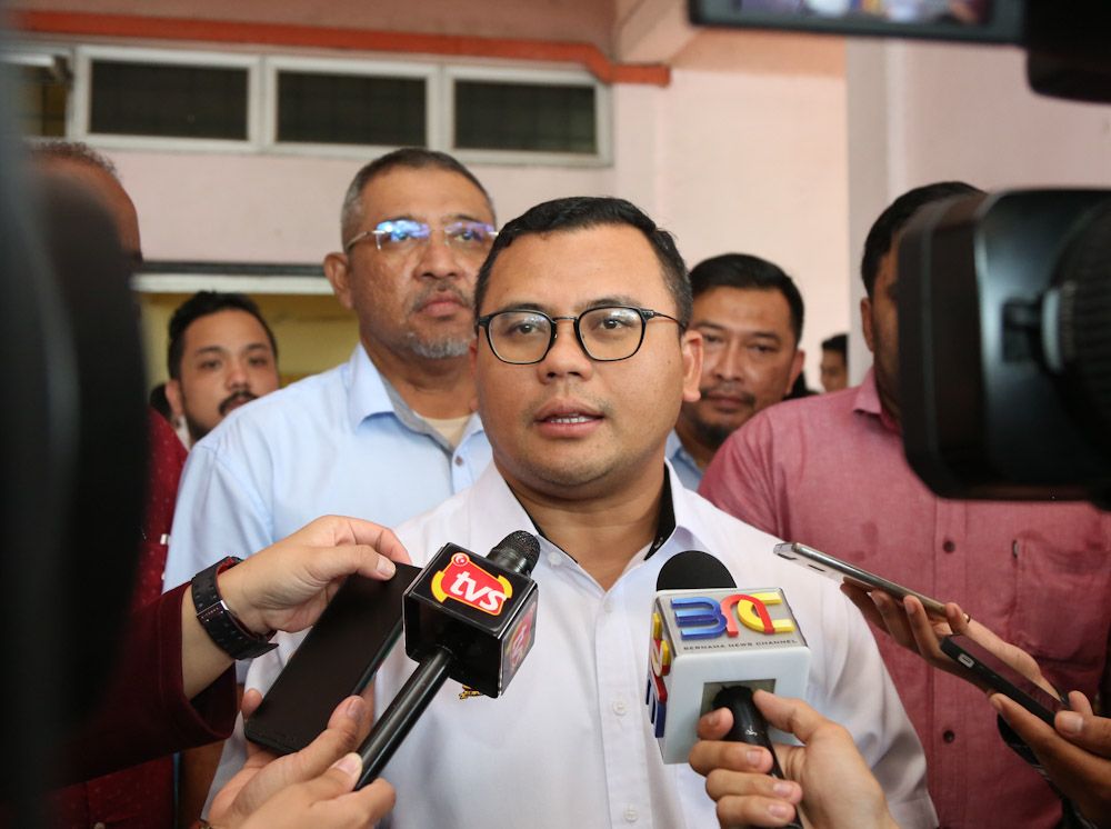 அவதூறு புகார்களைக் கண்டு நான் கலங்கவில்லை - அமிருடின் ஷாரி