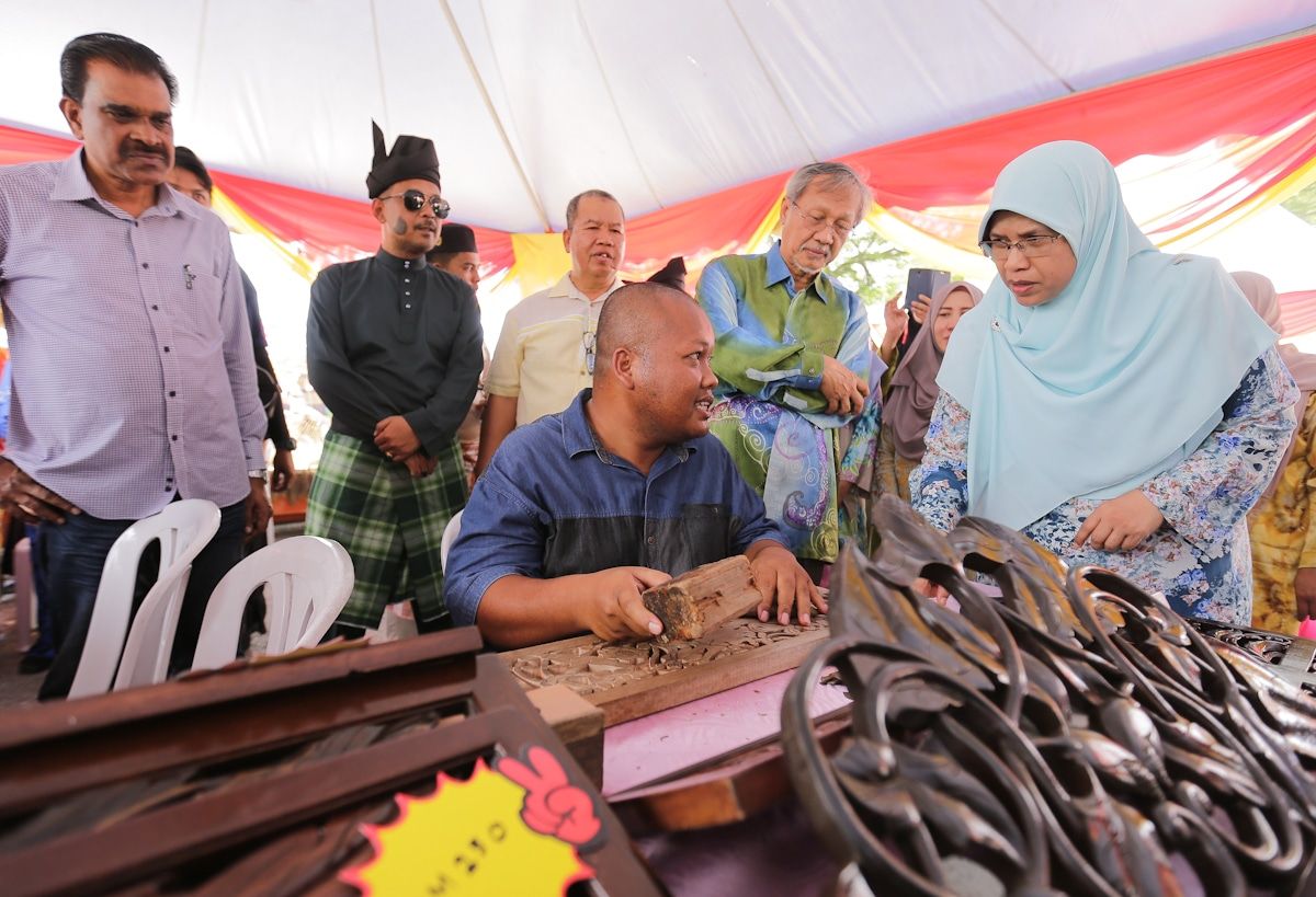 Program masyarakat kekal konteks tradisi, seni budaya