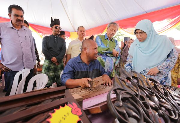 Program masyarakat kekal konteks tradisi, seni budaya