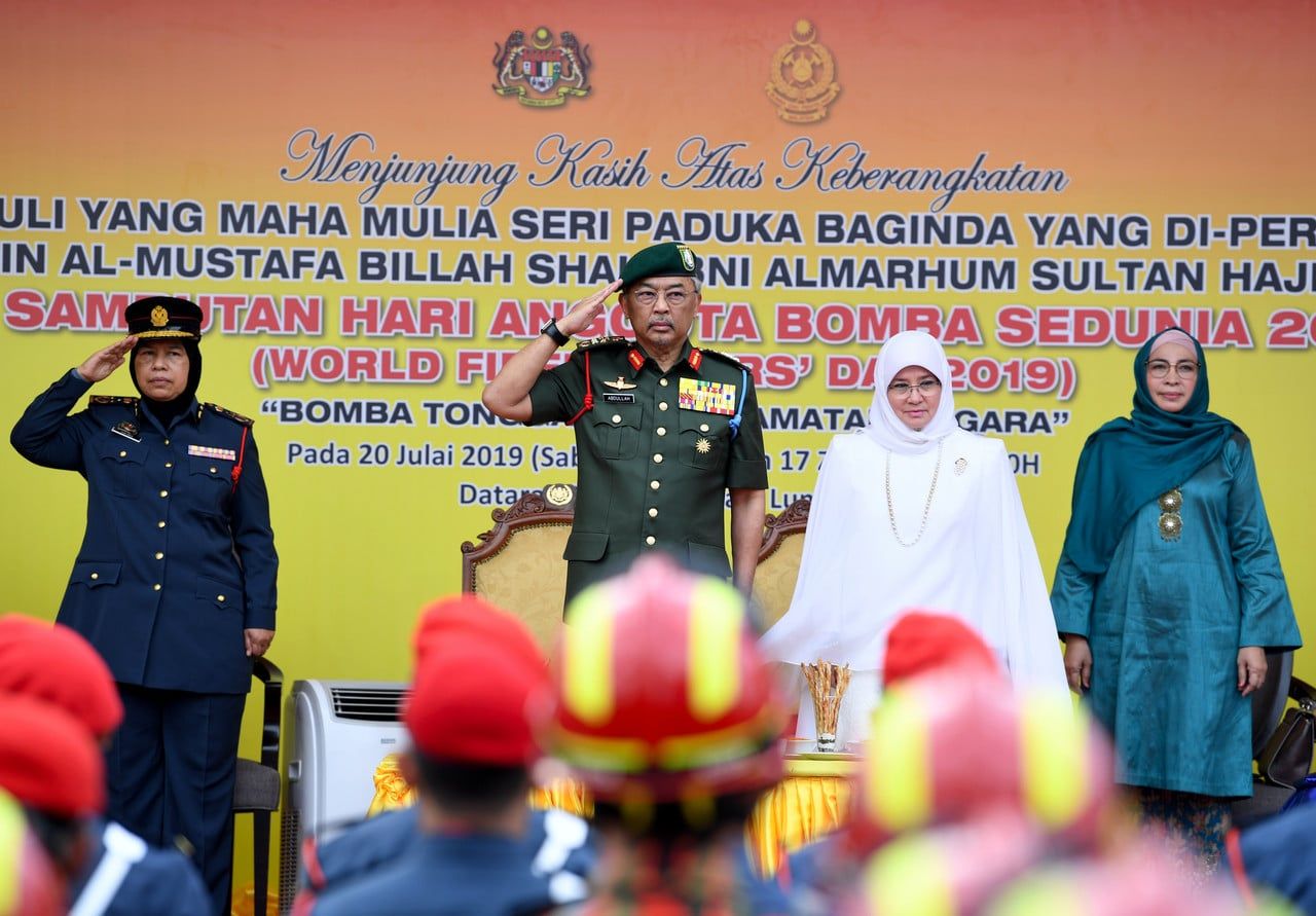 Agong berkenan rasmi sambutan Hari Anggota Bomba Sedunia 2019