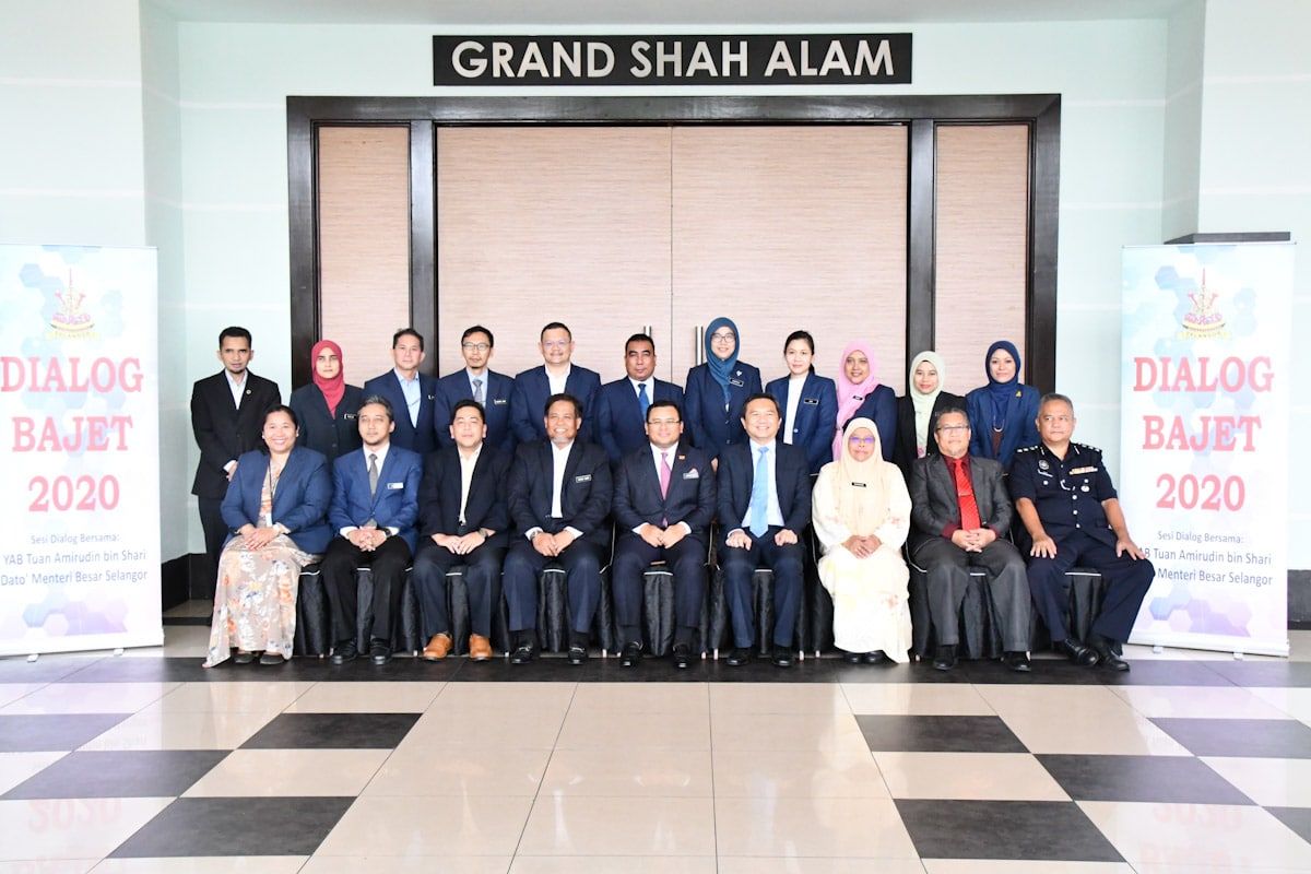 மந்திரி பெசார்: அந்நிய நாட்டவர்களுக்கு அதிகமாக 'இடம்' கொடுத்து விட்டோம்