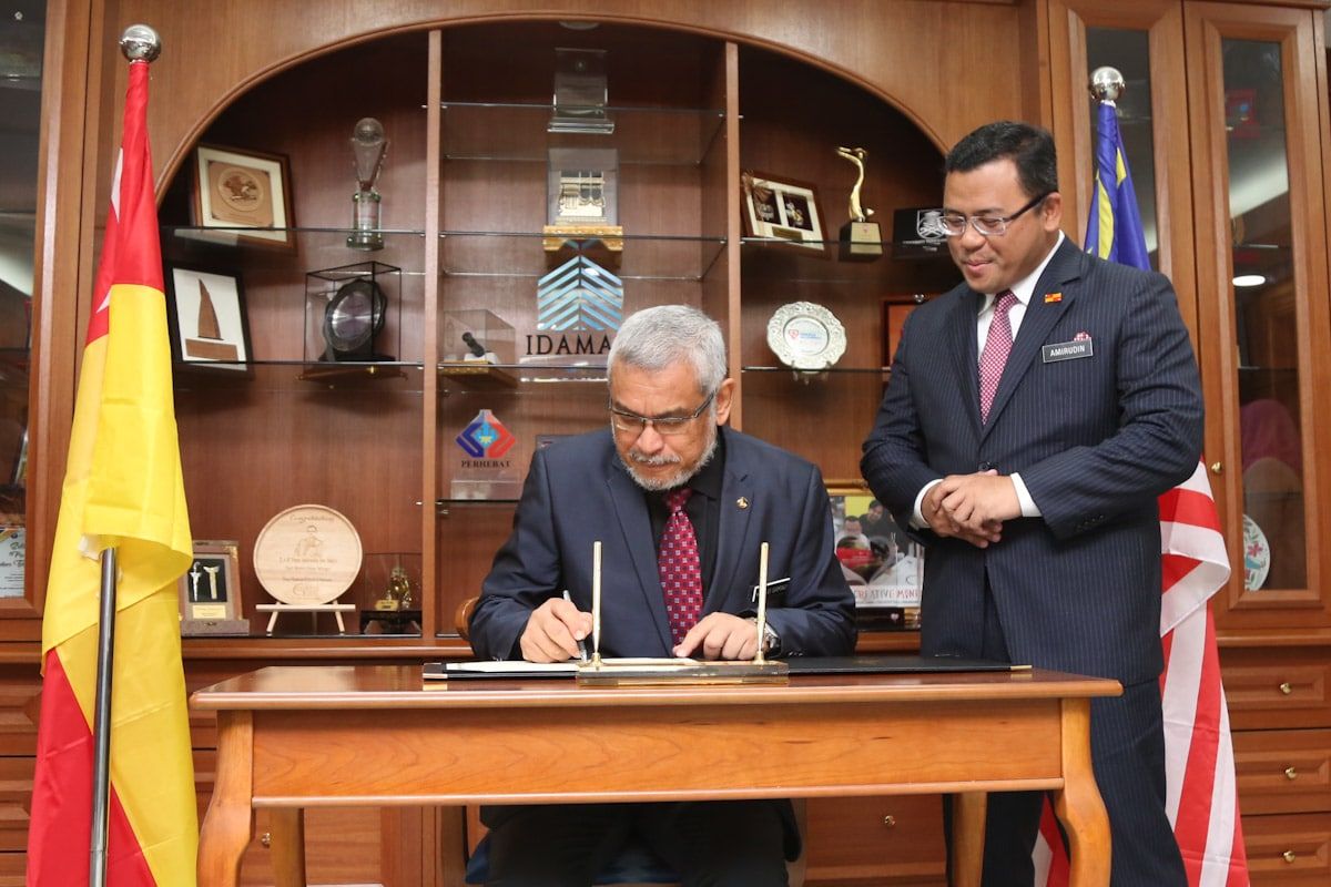 Menteri Wilayah Persekutuan kunjungi MB Selangor