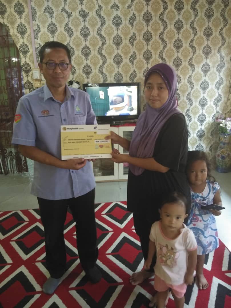 Balu lelaki terkena renjatan elektrik terima pencen penakat