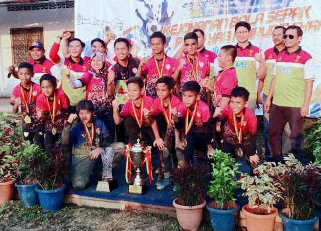 PeBT MPS Zon 2 juara Piala YAB Amirudin Shari