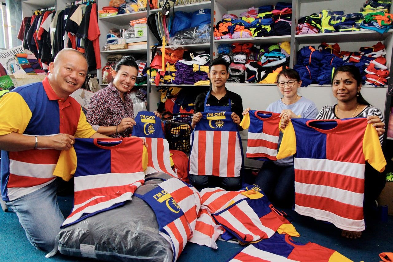 Tidak putus terima tempahan baju sempena Hari Kemerdekaan