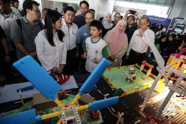 EXCO: Increase Students' Interest in Science, Innovation and Technology