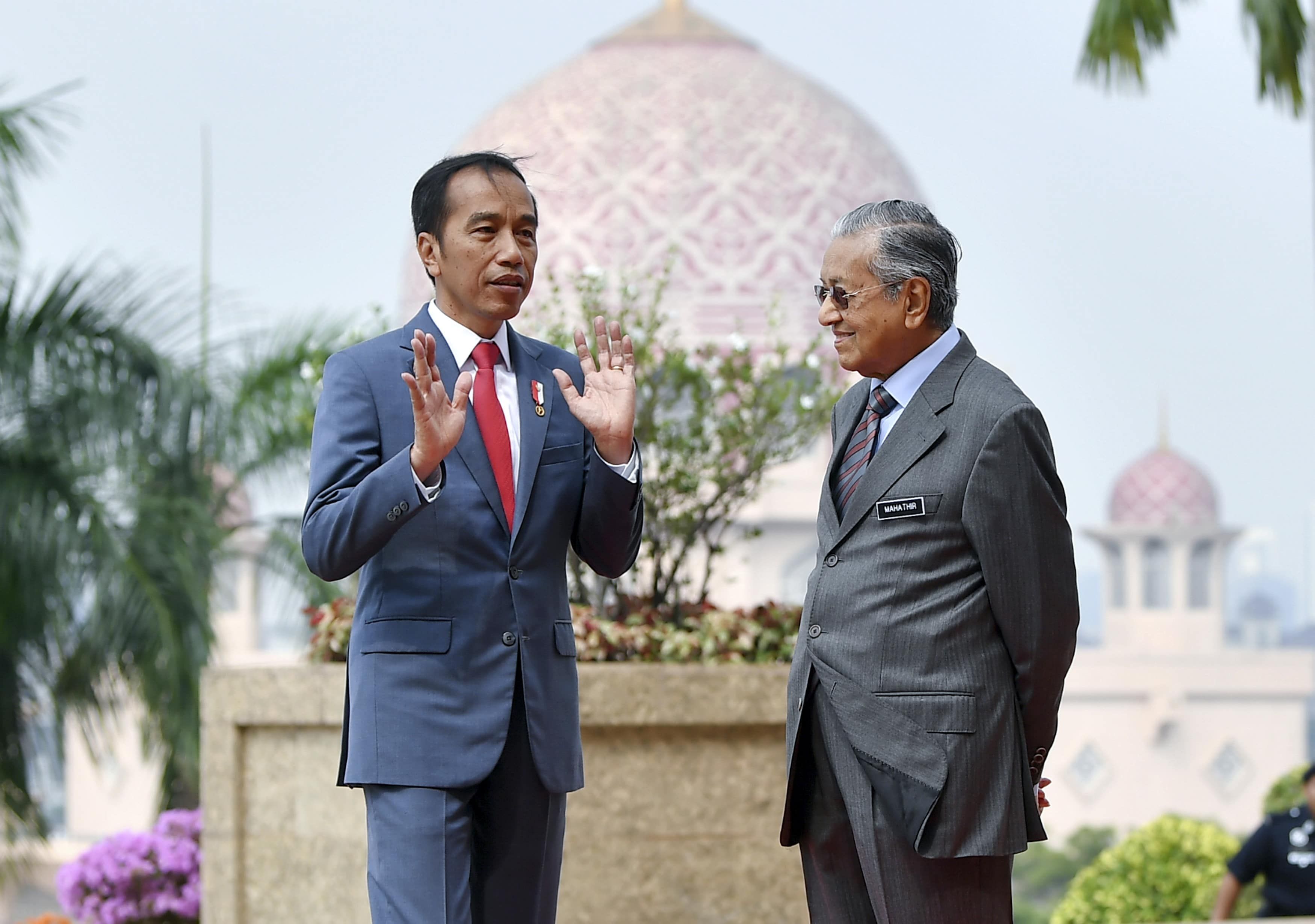 பிரதமர்: நெடுஞ்சாலை தோல் அகற்றும் விவகாரம்; மக்கள் புரிந்து கொள்ள வேண்டும்