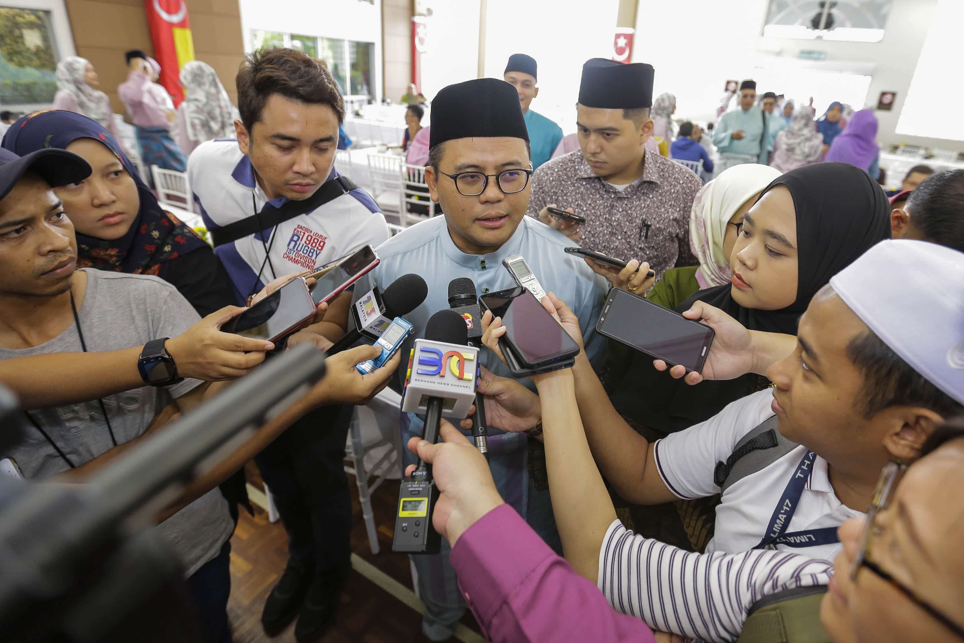 விபத்தில் ஆடவர் மரணம் : விரிவான விசாரணை நடத்த காவல் துறைக்கு வழி விடுவோம்! - அமிருடின் ஷாரி