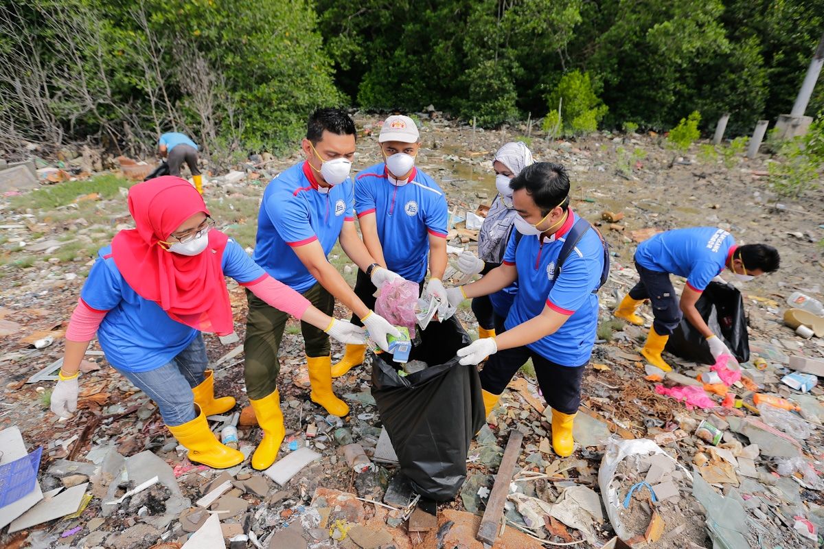 Bumi ditimbuni sampah, usaha kitar semula terencat akibat Covid-19
