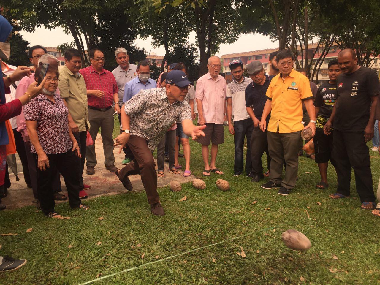 Hari keluarga medium erat hubungan masyarakat - Ir Izham
