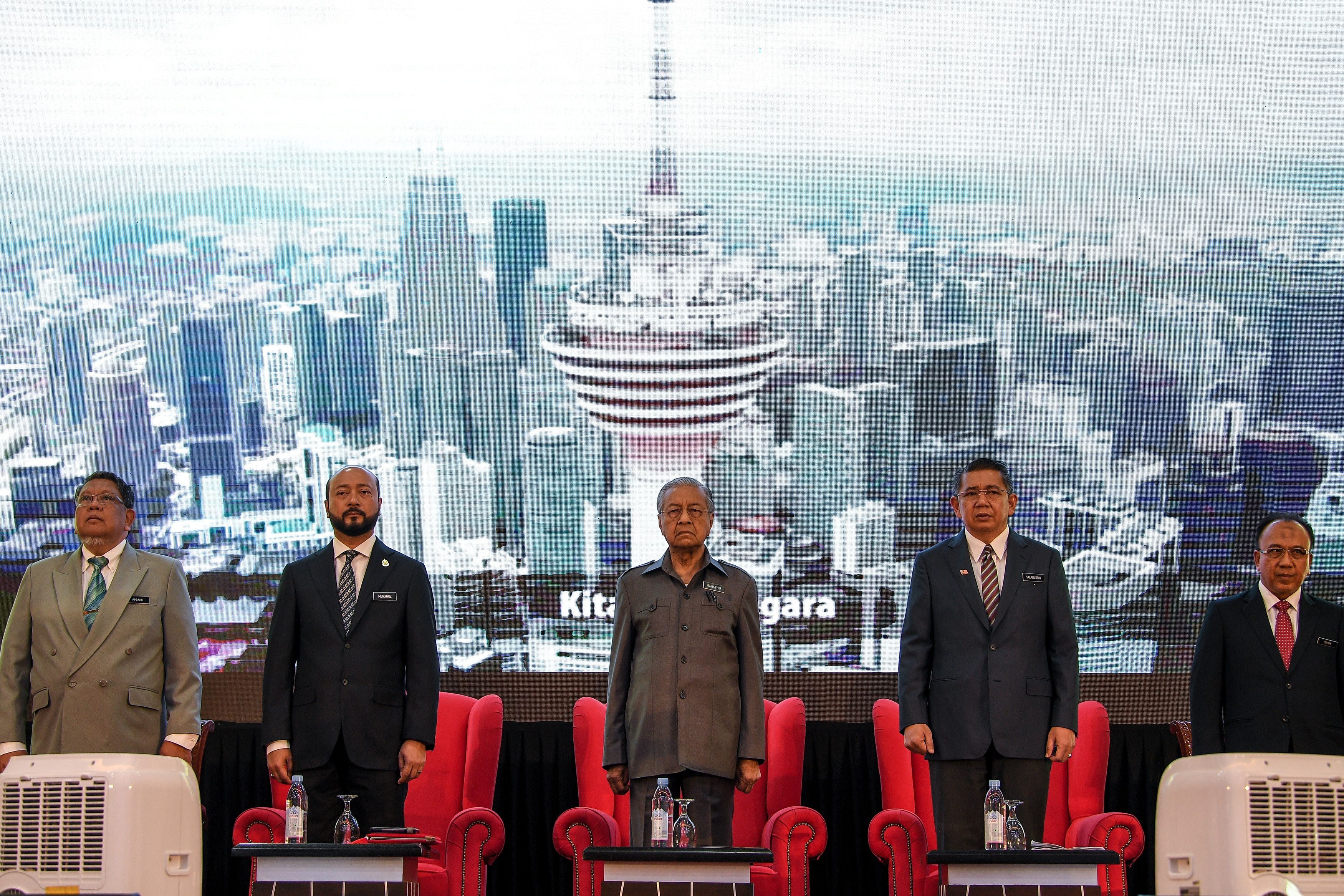 吁合并稻田现代化种植  首相：提高产量增收入