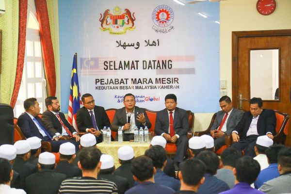 Selangor MB Leads Visit to MARA Office in Egypt