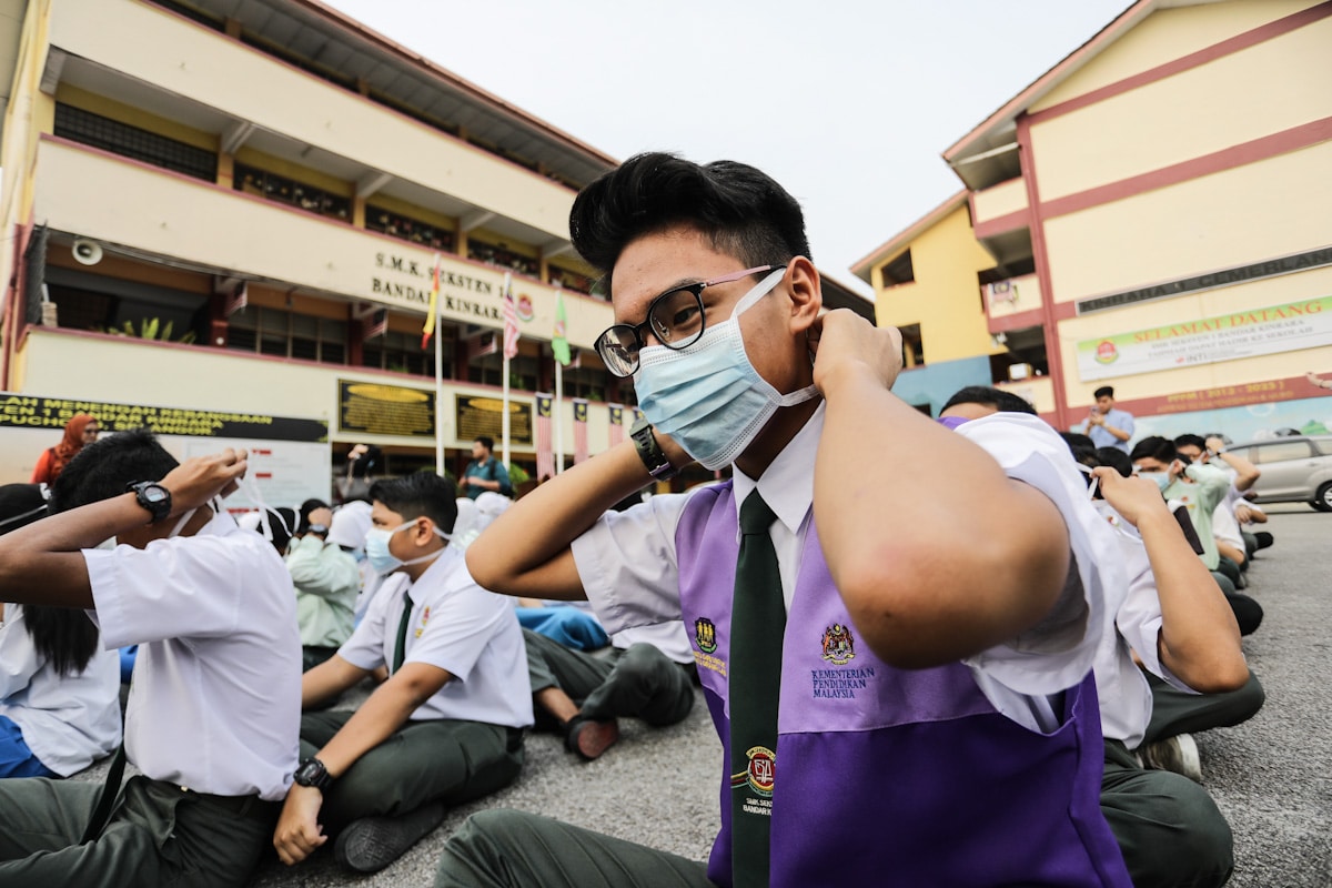 Covid-19: Pemakaian pelitup muka masih digalakkan di sekolah