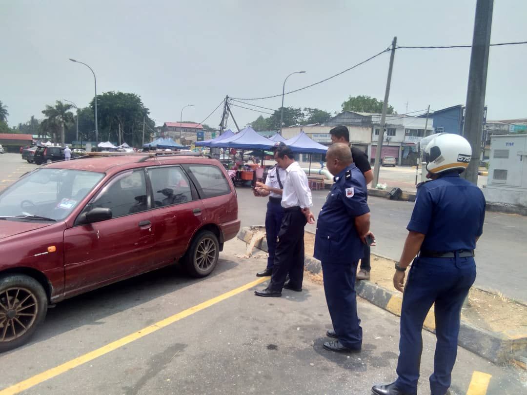 MDKS Issued Out 70 compounds on First Day of Parking Fees