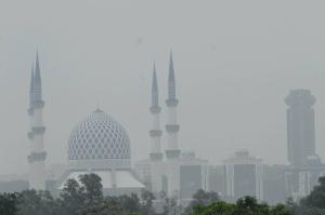 538 Schools in Selangor Closed as Haze Worsens