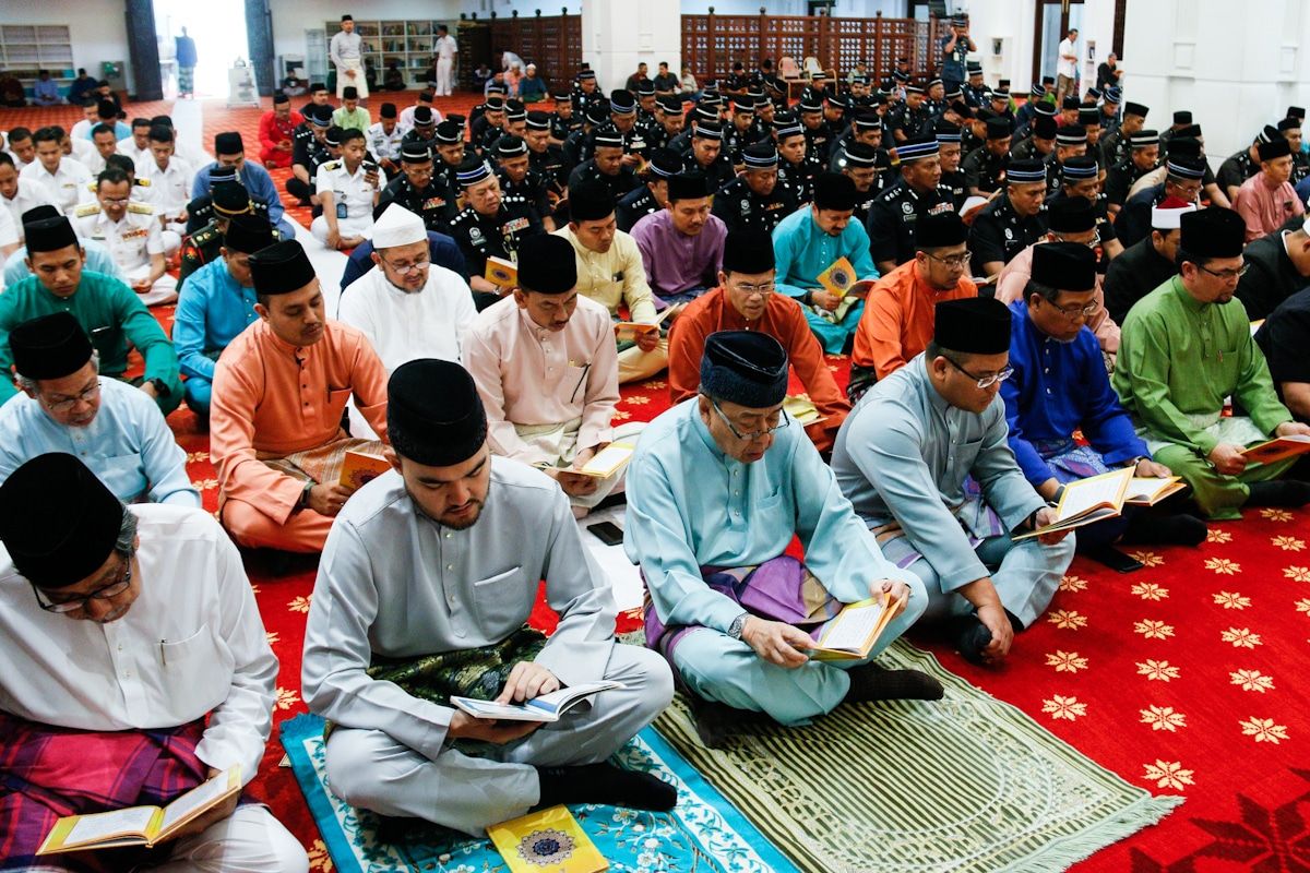 Sultan Selangor hadiri bacaan yasin, tahlil sempena Hari Pahlawan