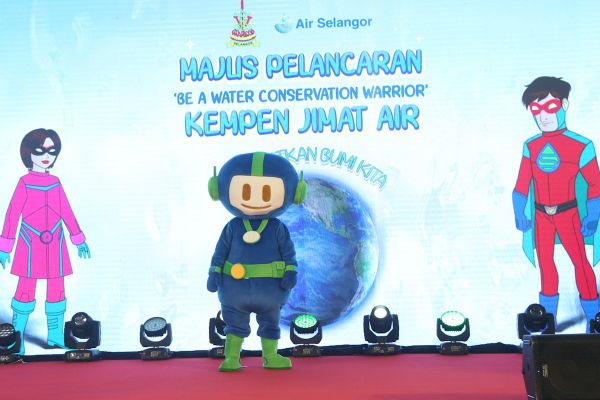 குடிநீர் சேமிப்பு இயக்க போட்டி: வெ. 2 லட்சம் மதிப்பிலான பரிசுகள்