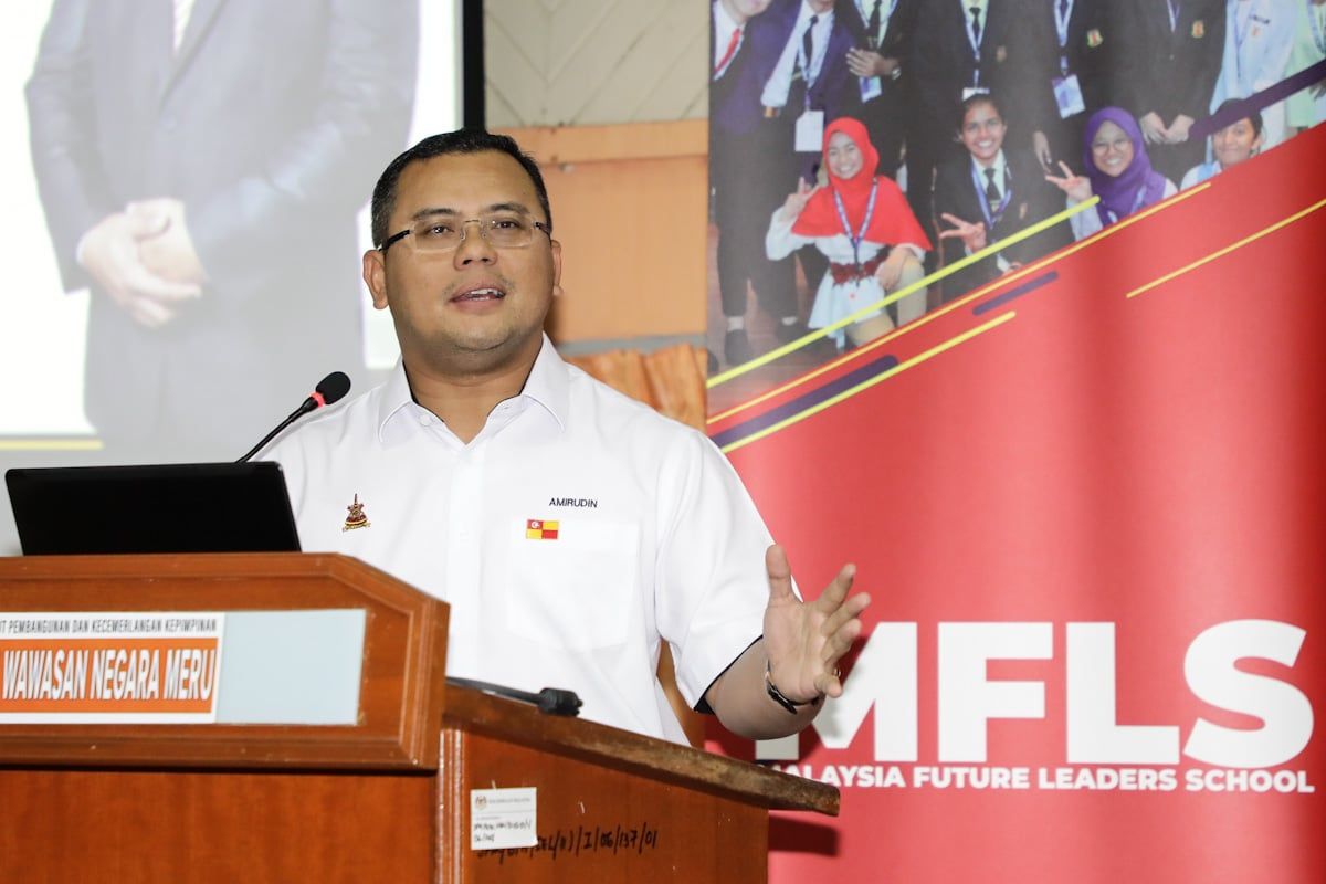 MB kongsi pengalaman untuk teladan generasi muda