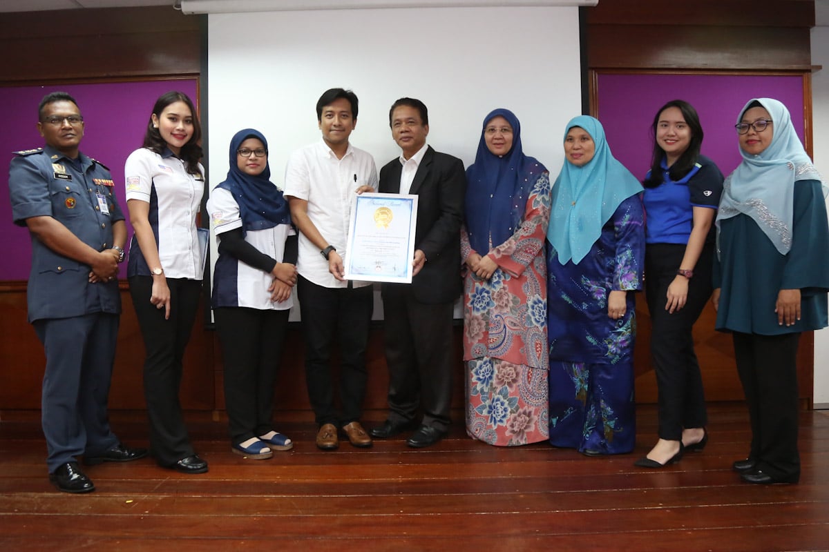 UiTM cipta rekod MBOR latihan kebakaran dengan peserta terbesar