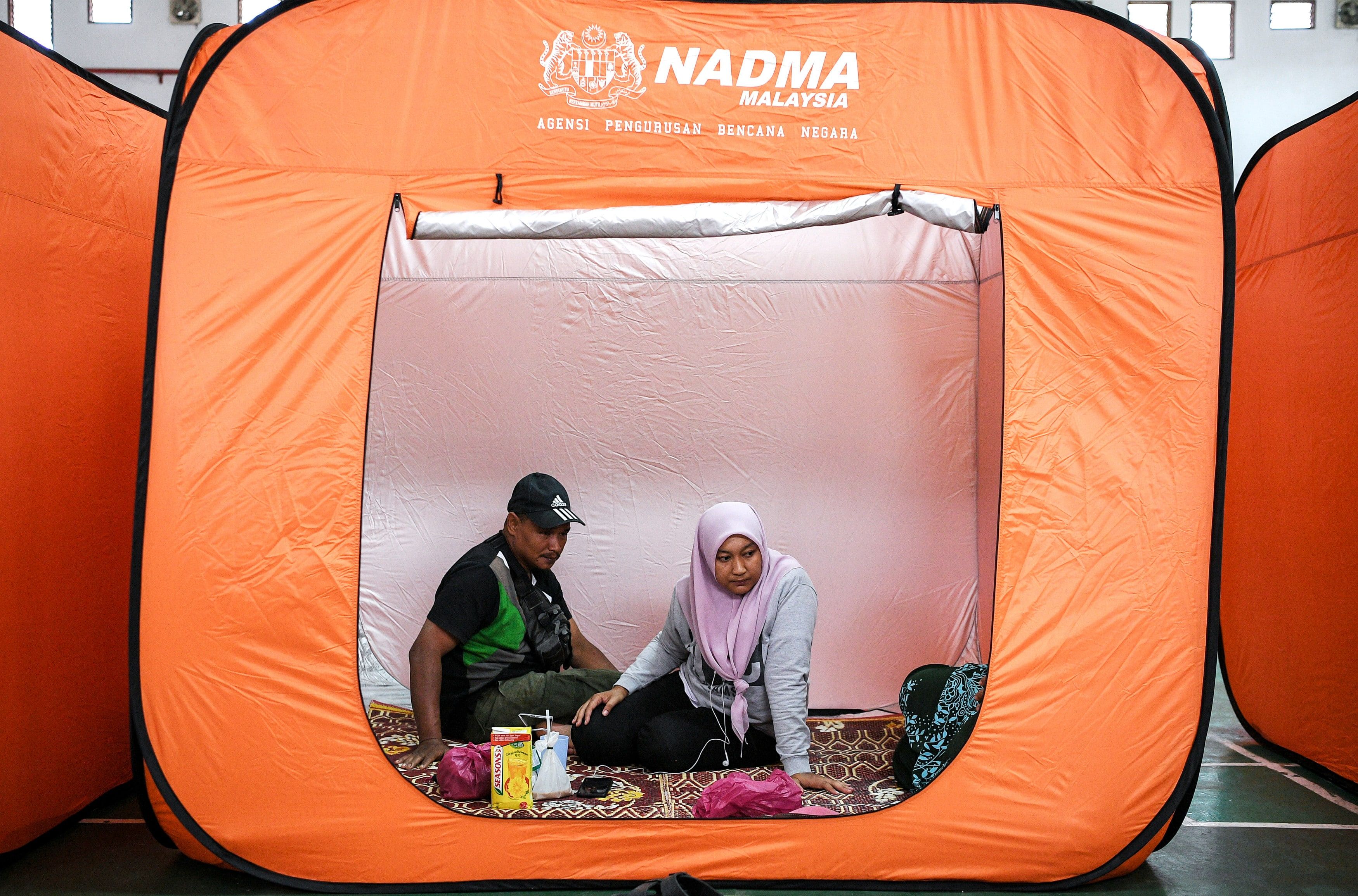 水灾疏散中心全面运作不限人数 鼓励灾民戴口罩不强制