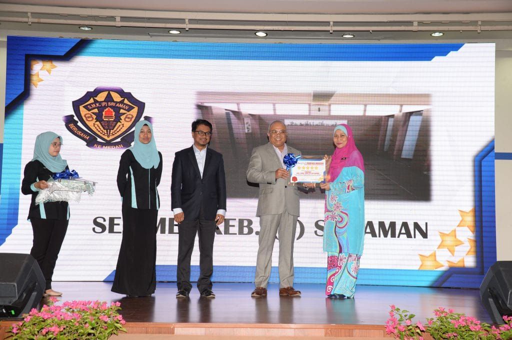 Over 80 eateries, toilets, wins MBPJ award for cleanliness