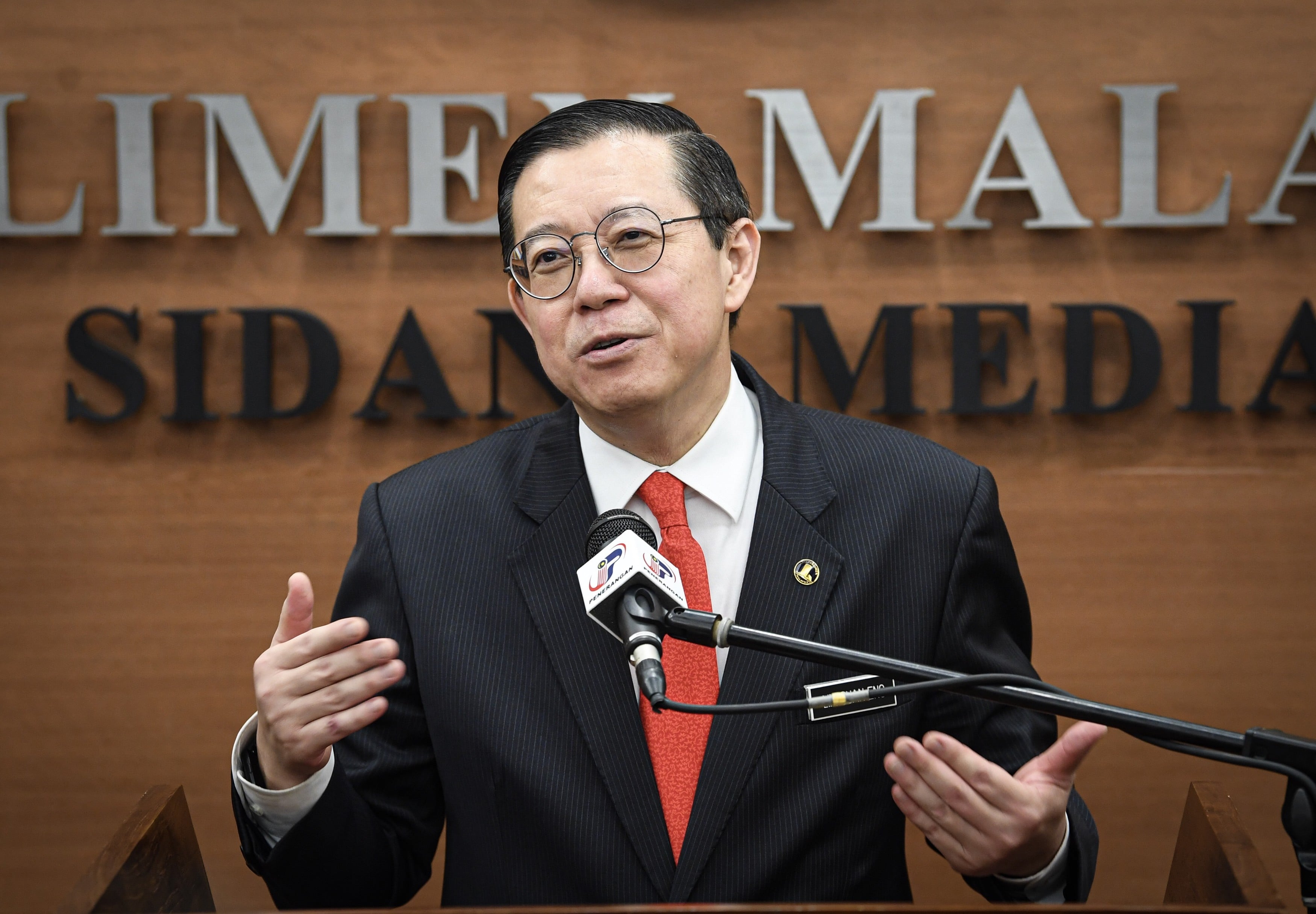 Berita baik buat penjawat awam, dapat bantuan RM500