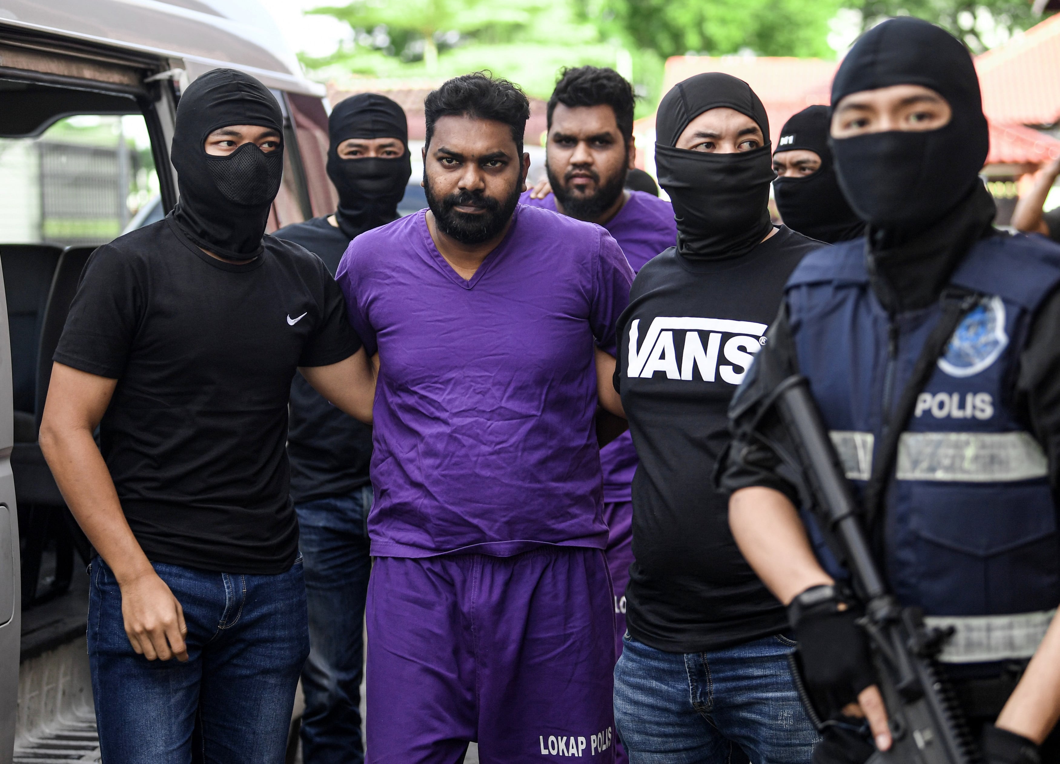 Juruteknik, pemandu teksi didakwa atas tuduhan sokong LTTE