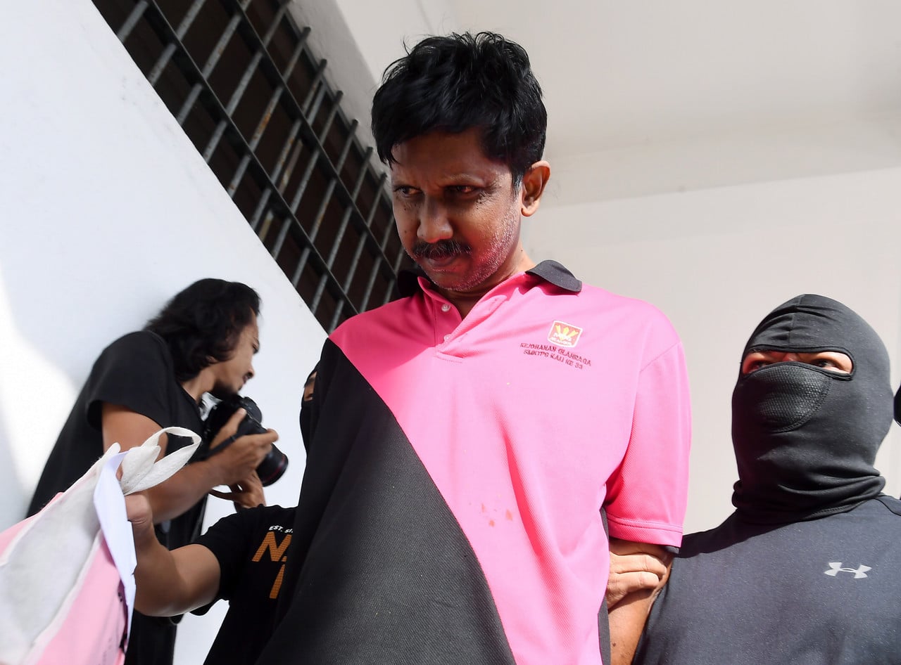 涉拥淡米尔之虎物品  老师被控禁保外候审