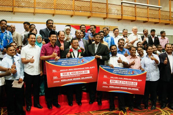 Tidak dipinggirkan, 95 sekolah Tamil terima bantuan