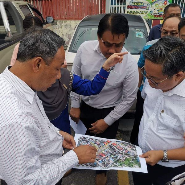 巴生市会先提升基设 班村大街征泊车费展延