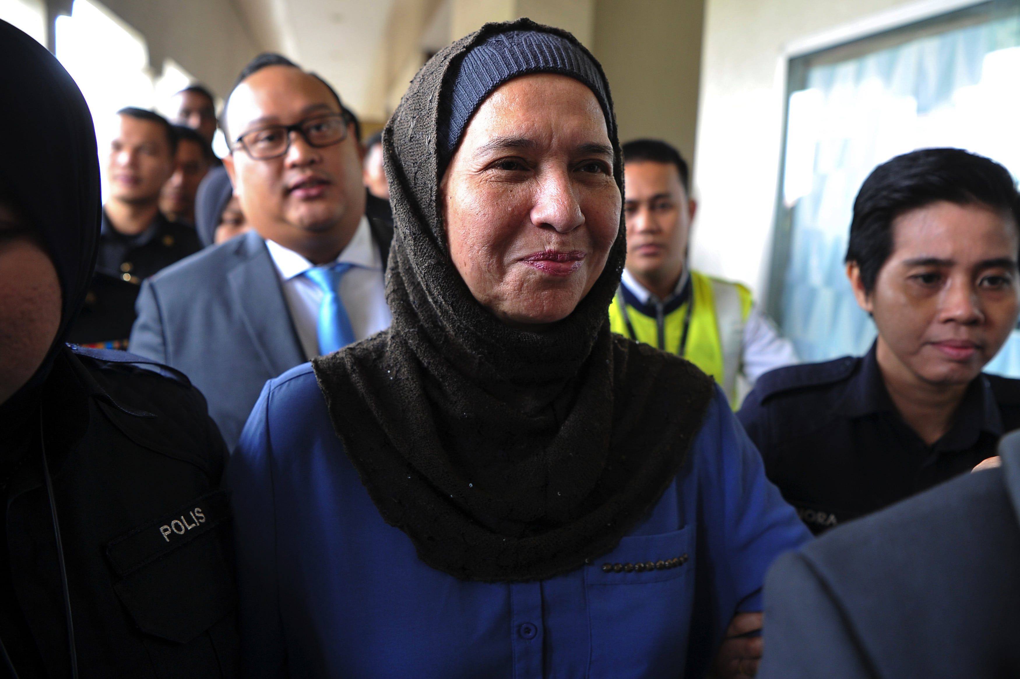 Bekas CEO SSM, anak lelaki didakwa atas tuduhan rasuah lebih RM5 juta