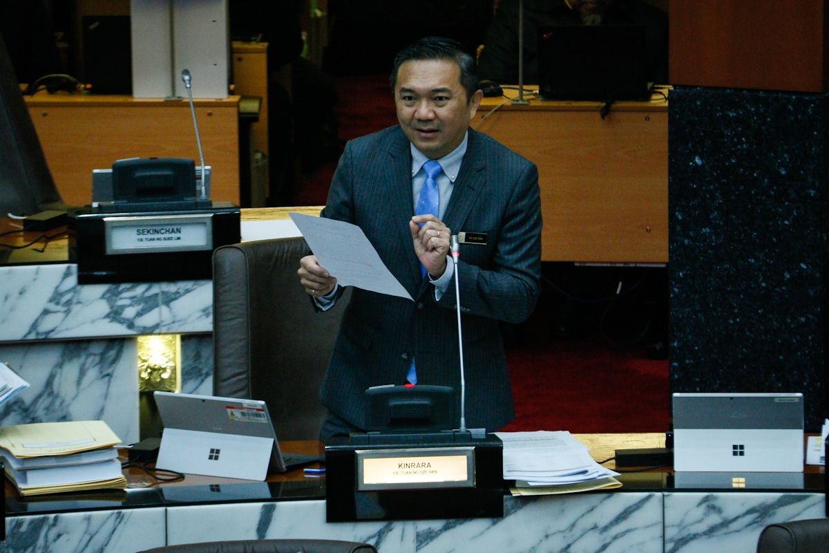 Lantikan ahli politik galas pengurusan atasan PBT boleh dibuat