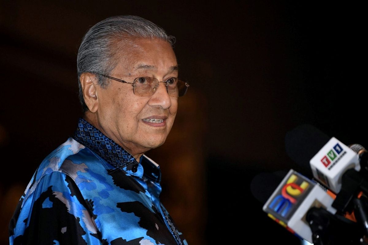 Dr M: Smooth power transition proves Malaysia’s democratic system works
