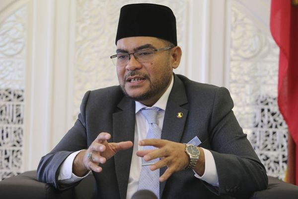Putrajaya to introduce module on minimum age for marriage