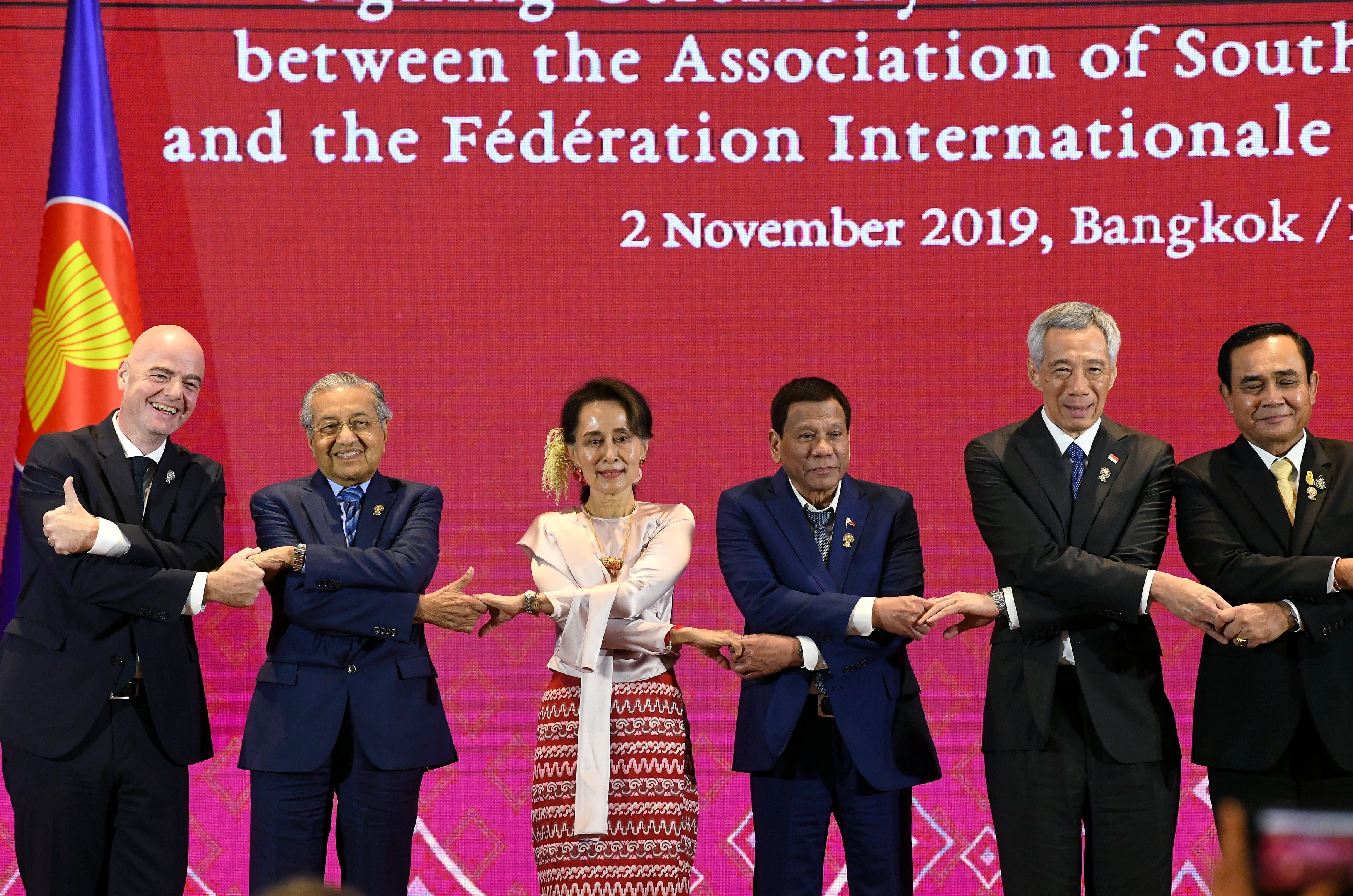 Sidang Kemuncak ASEAN ke-35 bermula