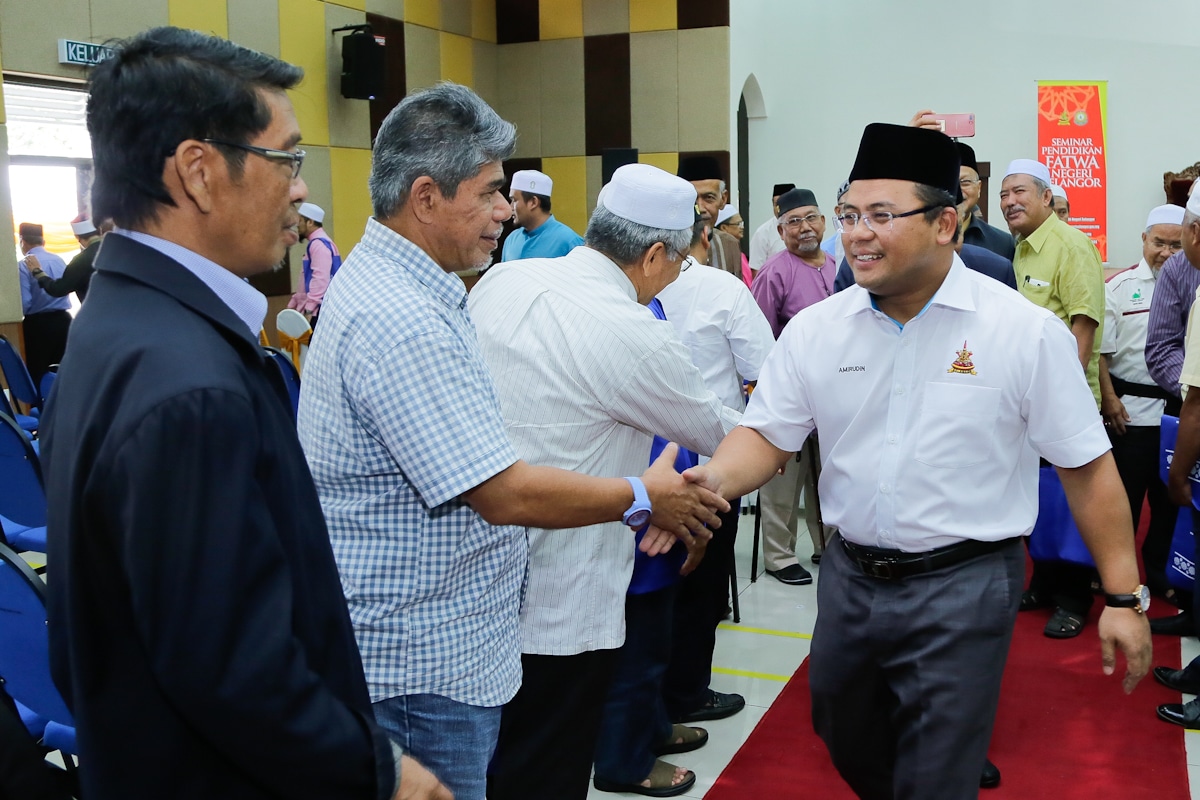 Seminar Pendidikan Fatwa medium masyarakat beri pandangan