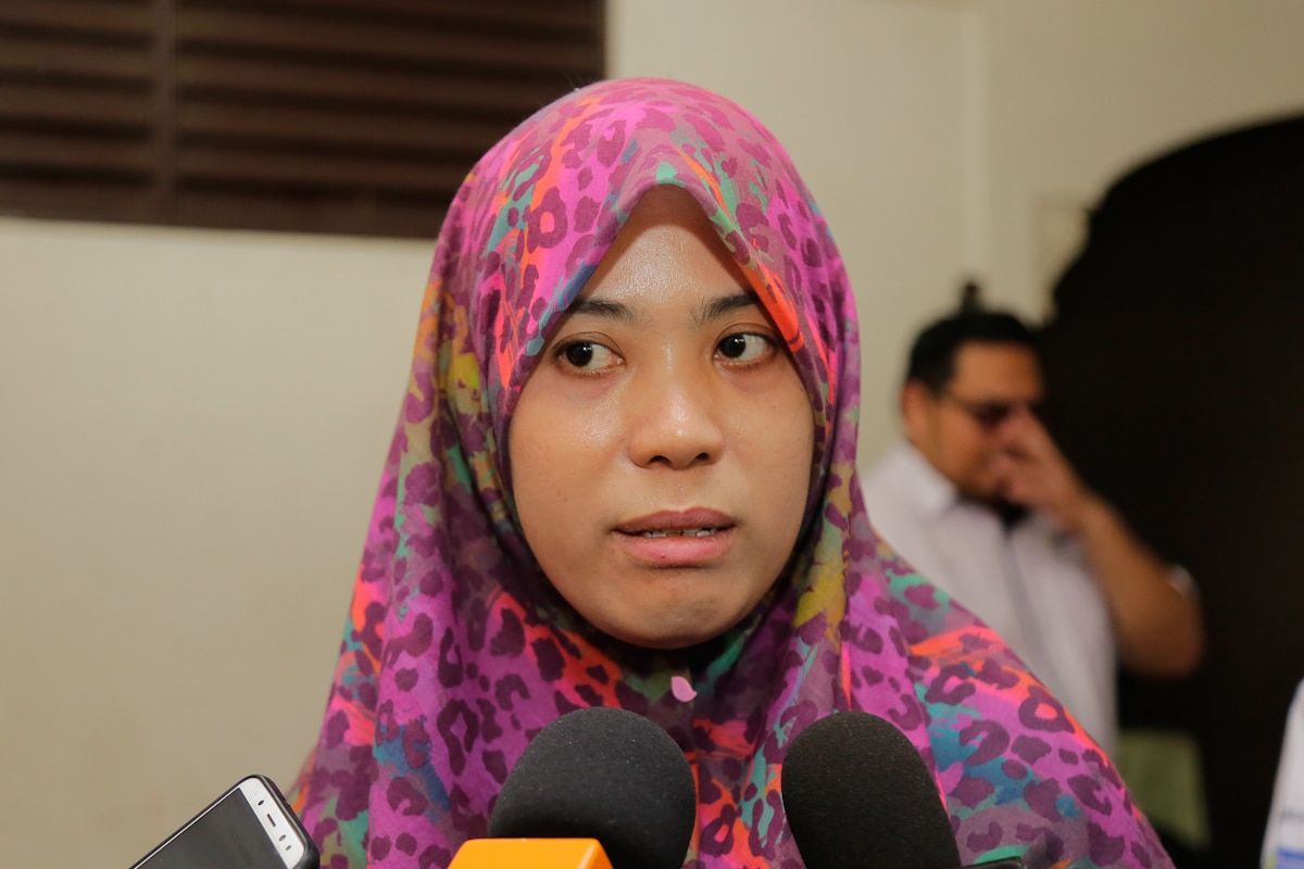 Isteri tabah sara suami sakit saraf